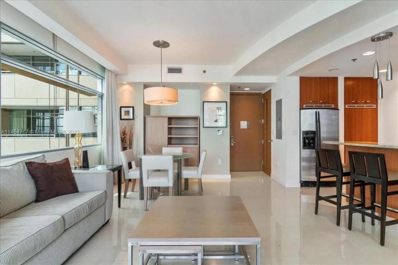 Private At Lux Free Parking Apartment Miami